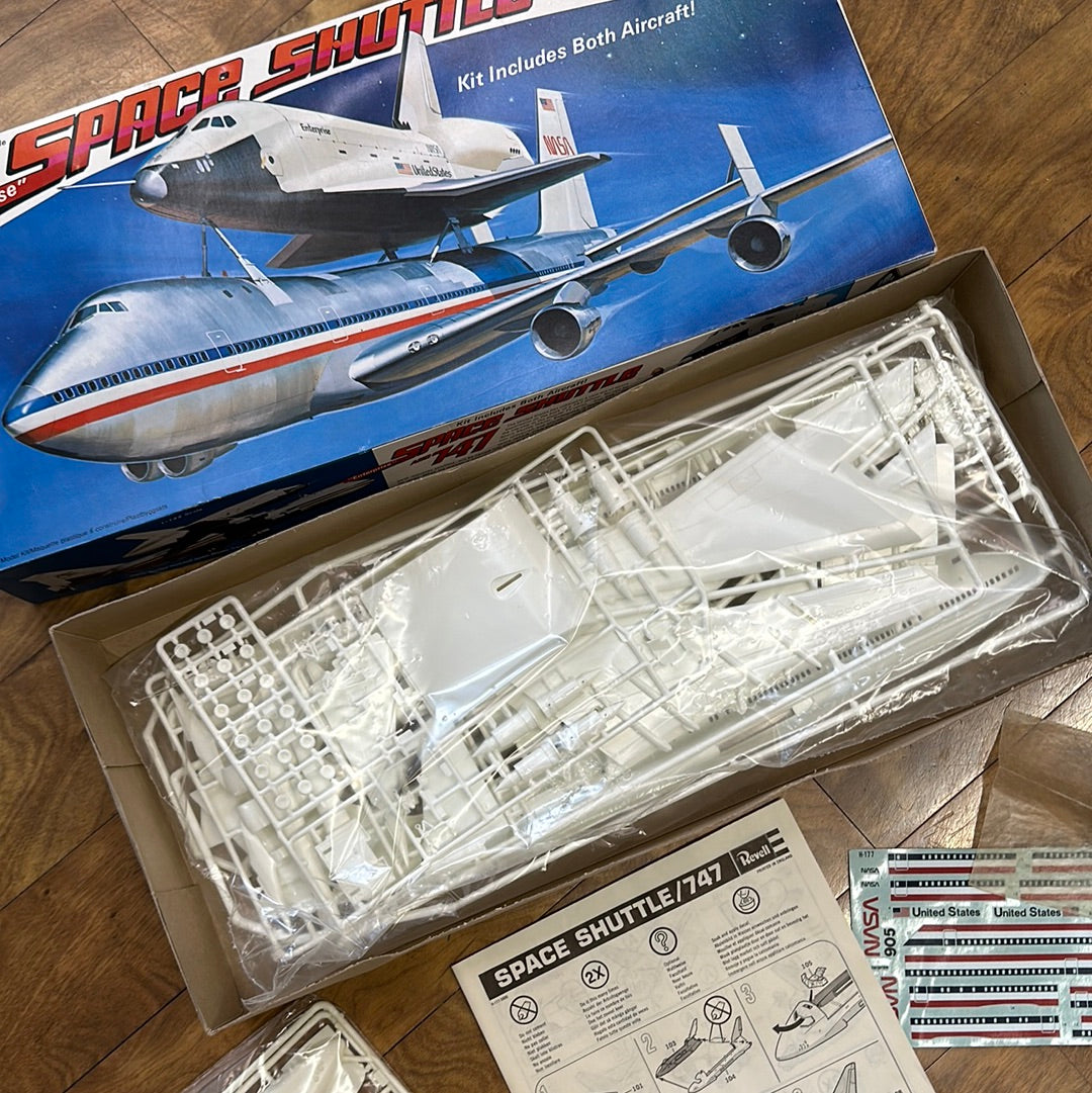 Revell H-177 1:144 Scale Space Shuttle Enterprise & Boeing 747 Plastic Model Kit