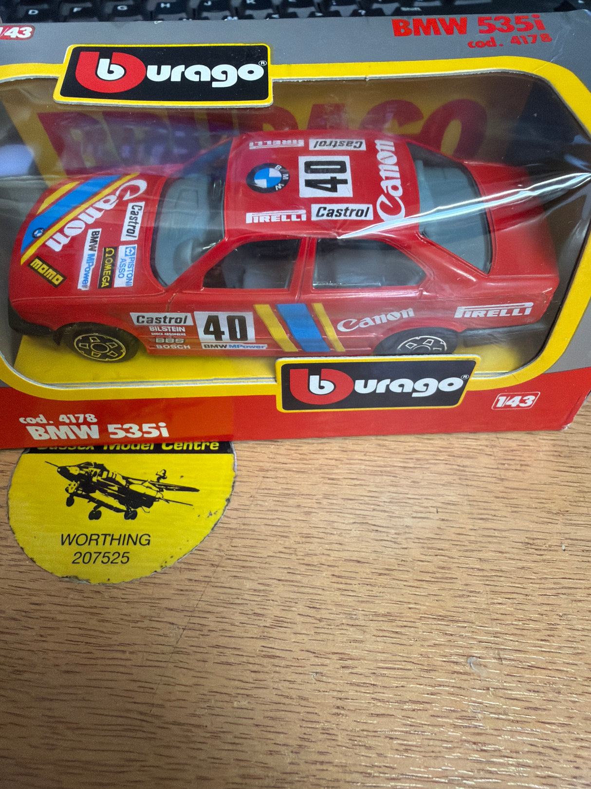 Bburago 1/43 BMW 535I Red 4178