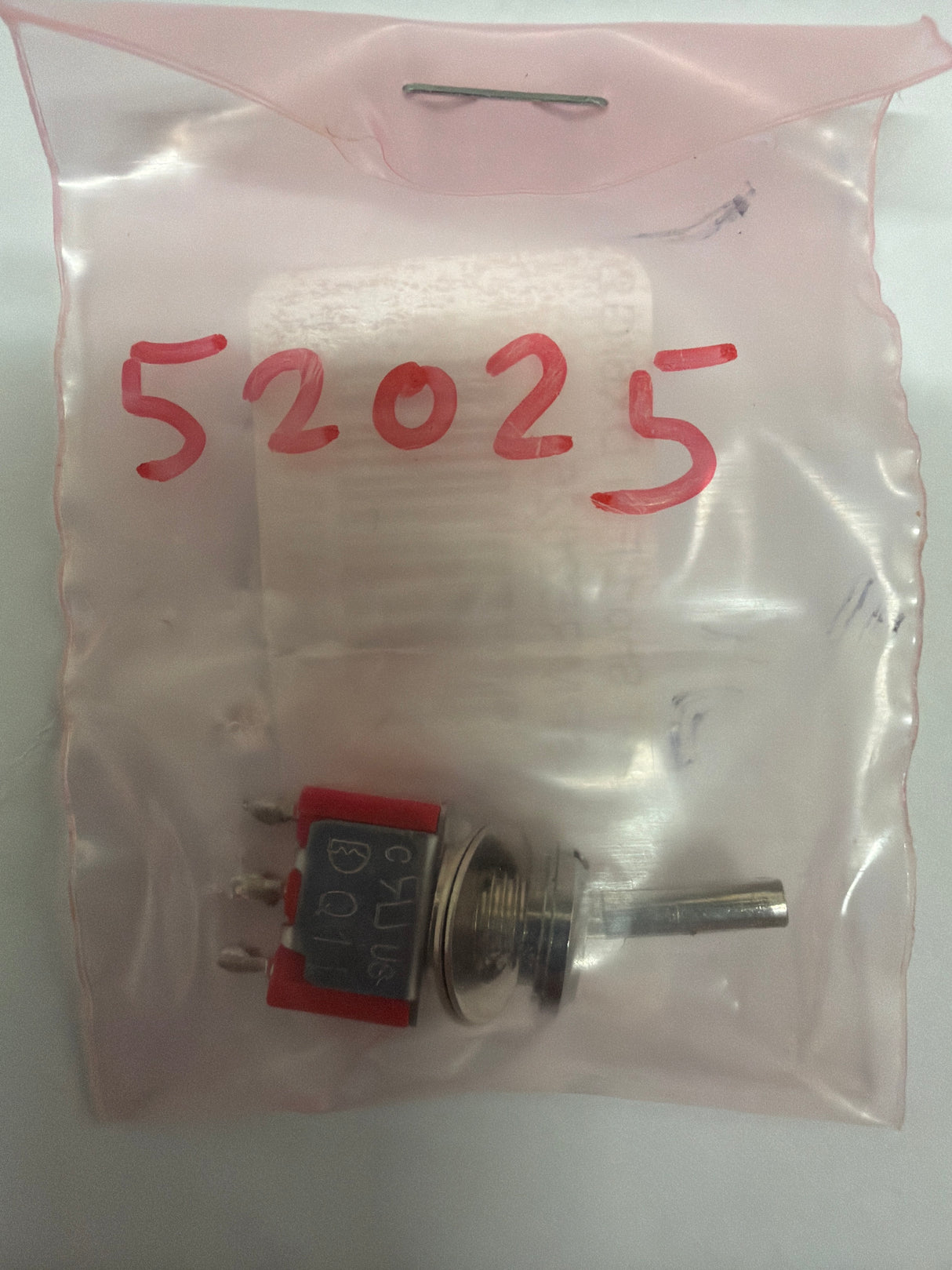 Switch SPDT Short Flat DX6/G2