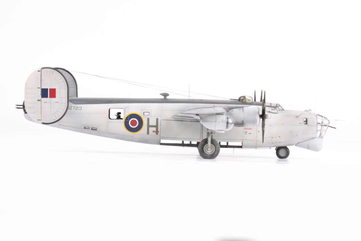 Eduard 1/72 Liberator GR Mk.III & GR M. Vin the RAF Costal Command Service 2121