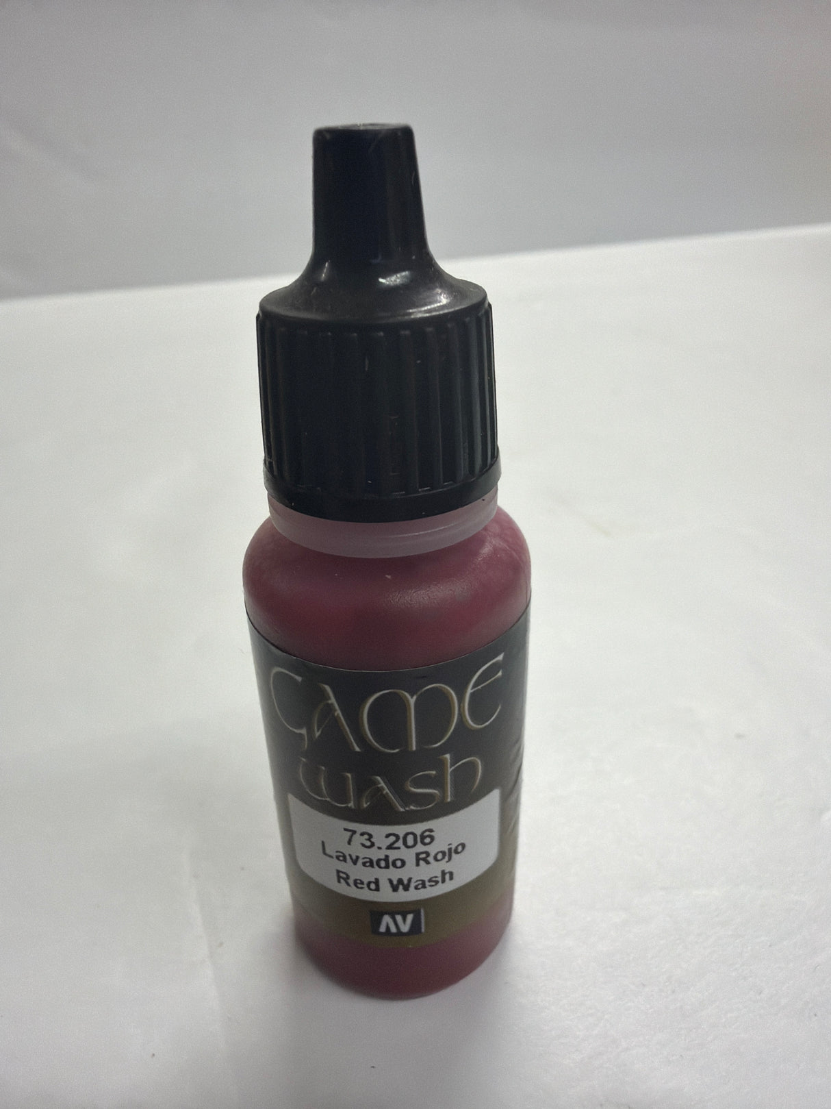 AV Acrylicos Vallejo Acrylic Paint Brush on Red Wash 73.206