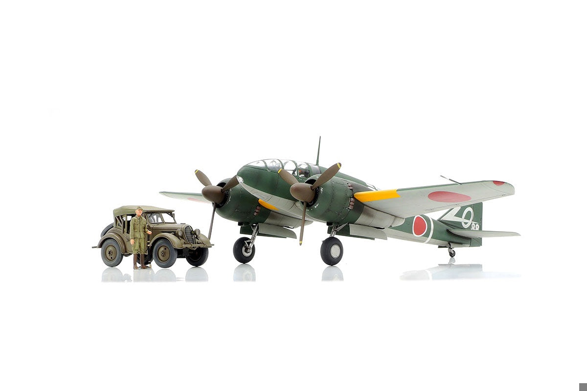 Tamiya 1/48 Ki-46 III 100 & 4x4 Kurogane Kit 25217