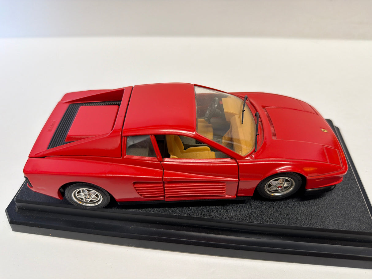 Bburago 1/24 Ferrari testarossa 1984 Red 1504