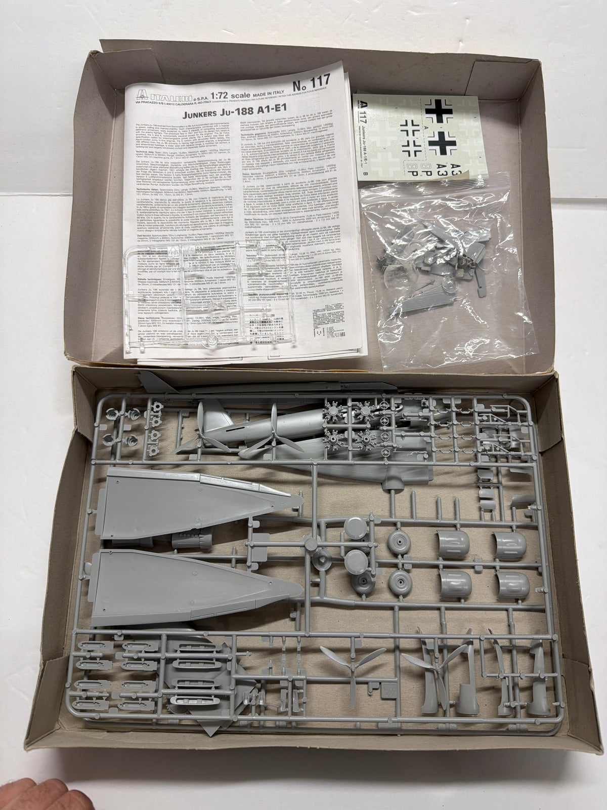 Italeri Junkers JU-118 A1-E1 1/72 Plastic Model Kit model started glue on clear parts