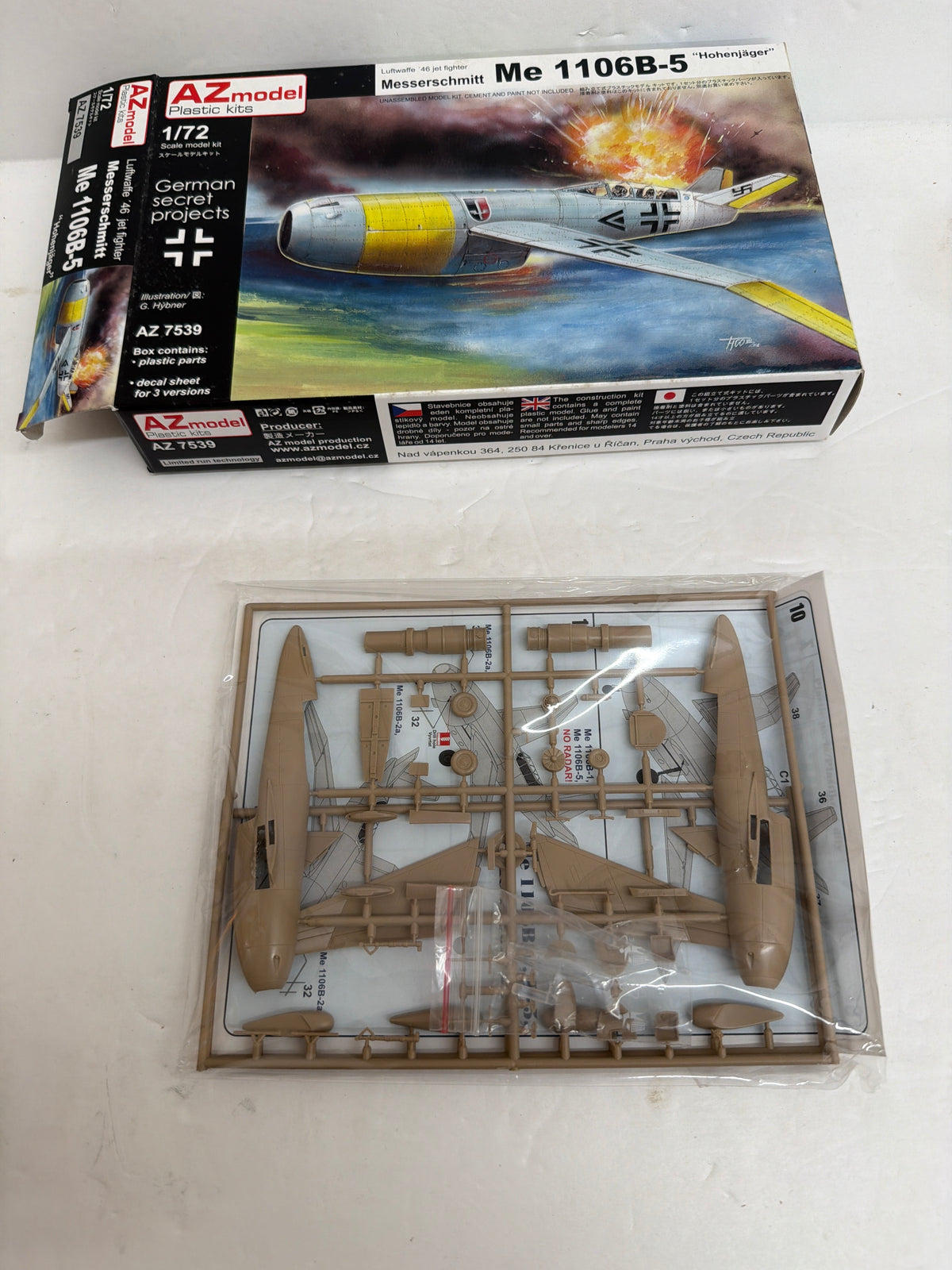 AZ Model Plastic Model kit Messerschmitt Me 1106B-5 Höhenjäger — 1:72