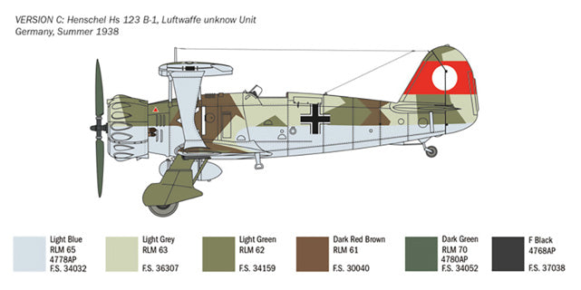 Italeri 1/48 HENSCHEL HS-123 Kit