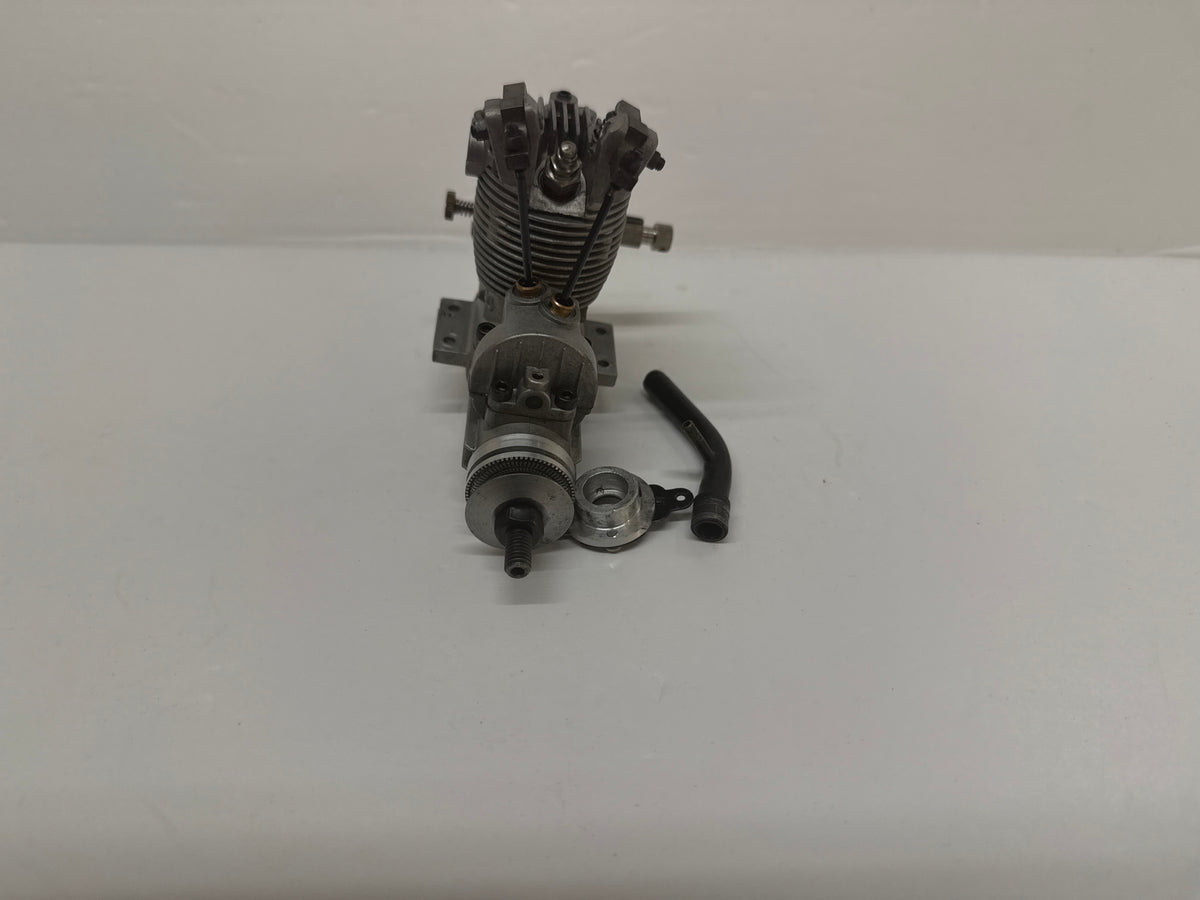 Saito 30 Open Rocker Vintage Four Stroke glow engine - SECOND HAND (Box 63)