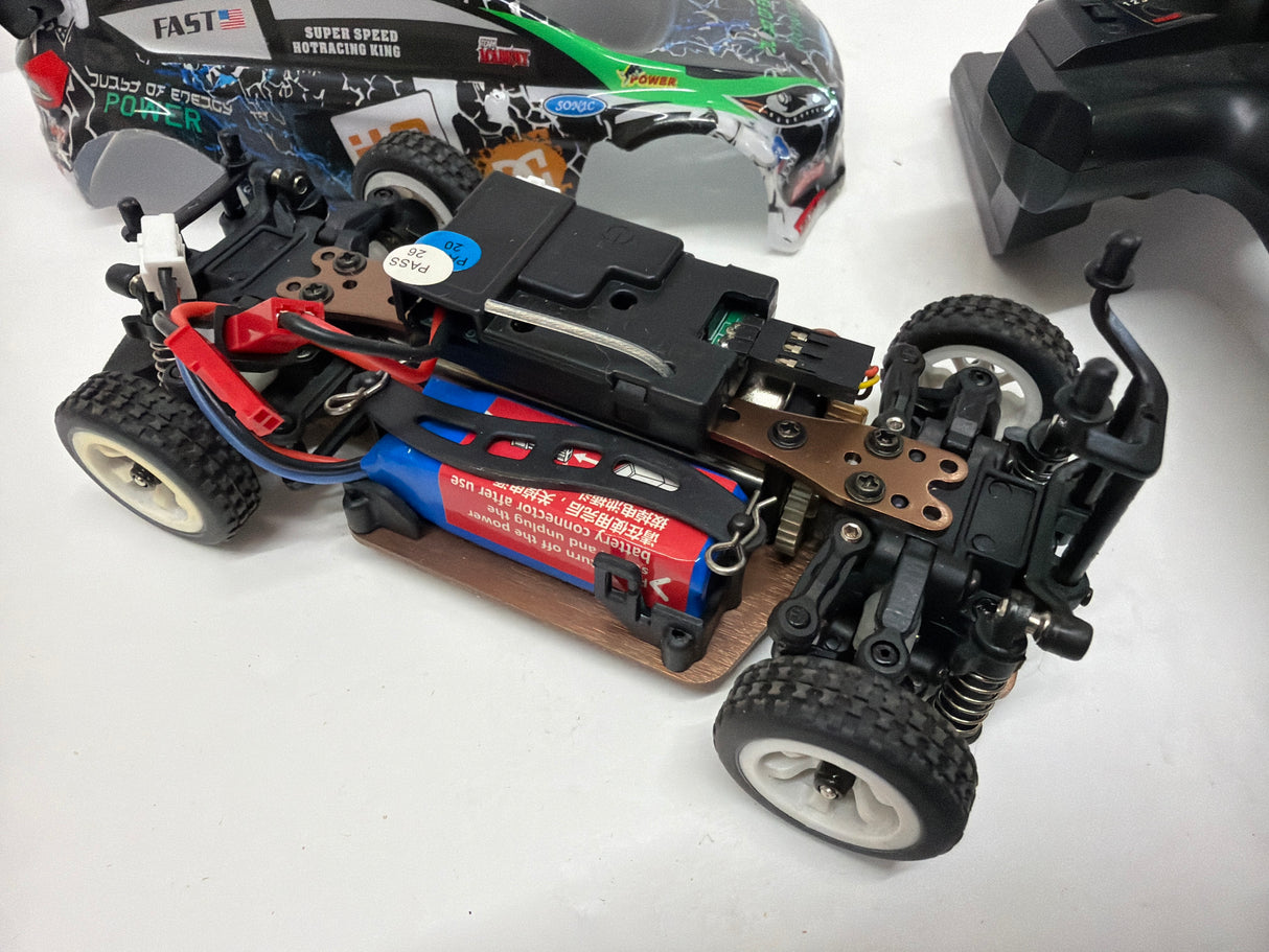 Second Hand WLtoys K989 1:28 4WD 2.4G Mini RC Racing Car