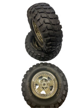 TAMIYA Rock Cruiser M/T Tyres and Wheels (4)