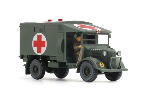 Tamiya 1/48 British 2t 4x2 Ambulance kit 32605