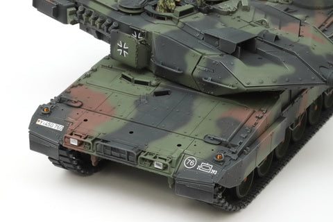 Tamiya 1/35 Leopard 2 A7V Kit 35387