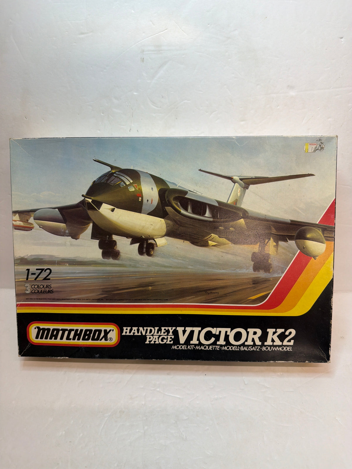 Handley Page Victor K.2 — Matchbox 1/72 Plastic model Kit Vintage