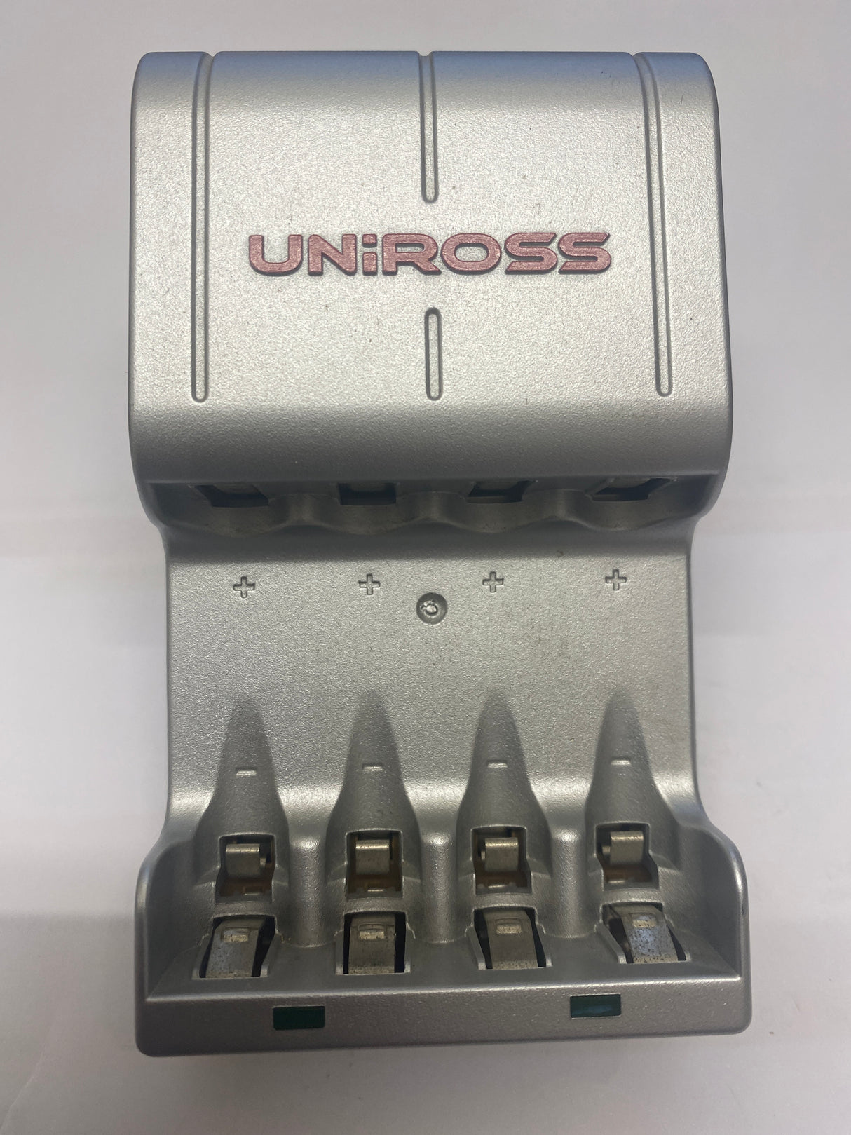 Uniross AA Nimh Charger (charge 4 batteries) - SECOND HAND