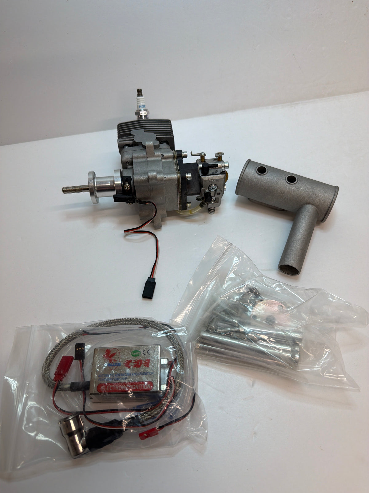 26cc Single Cylinder Side Exhaust 2-Stroke Petrol Engine new in box