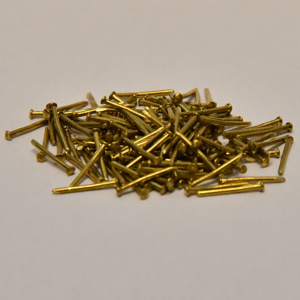 Mantua 0.7 x 8mm Brass nails 42601