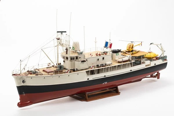 Billing Boats BB560 1:45 Calypso - plastic hull Kit 428340