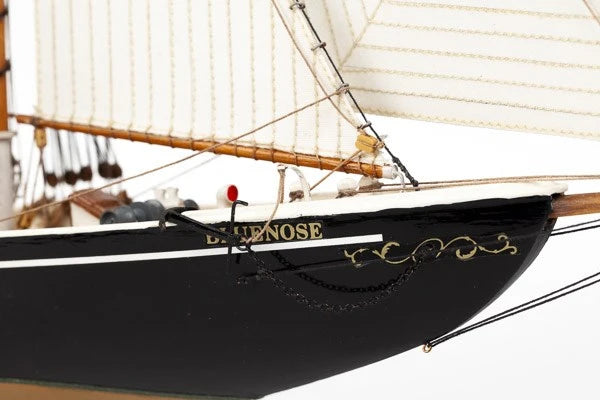 Billing Boats BB600 1:100 Bluenose II -Wooden hull Kit 428350