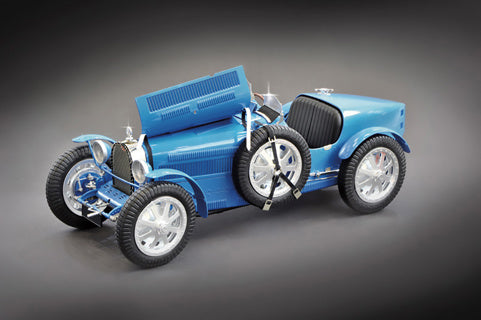 ITALERI 1/24 Bugatti Roadster/Monte Carlo Kit 4713