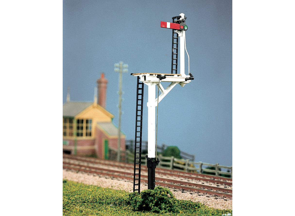 Ratio OO/HO LMS Round post (4 signals inc. Jcn/brackets)