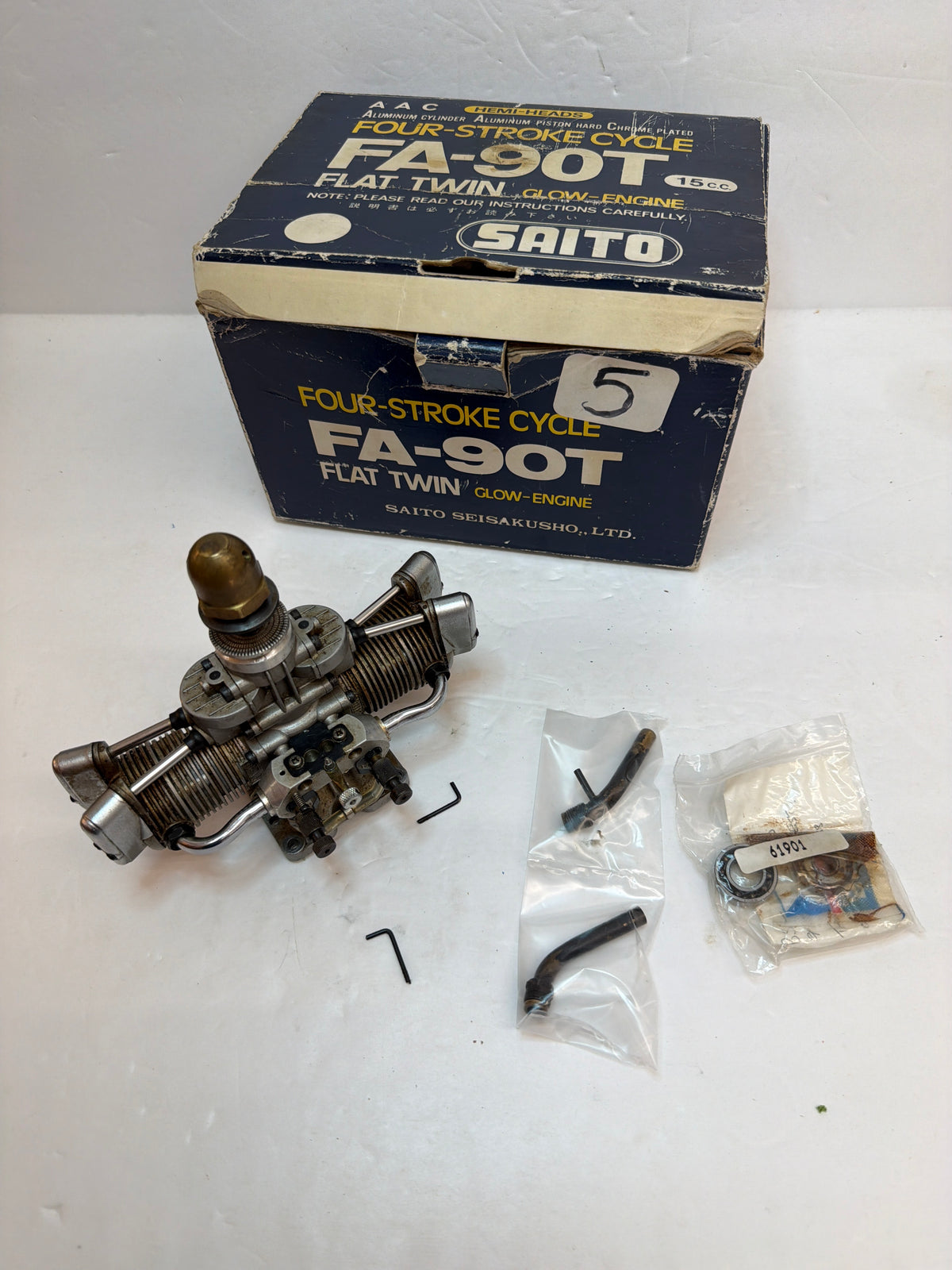 Saito Four Stroke twin FA-90T Second Hand 15cc