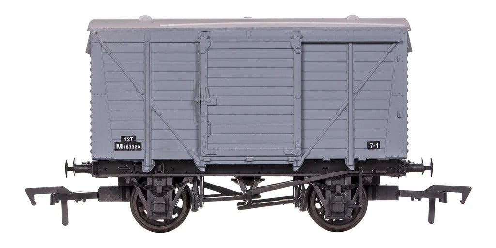 Ventilated Van BR Grey M183320