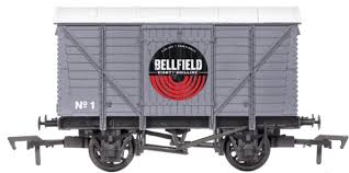 4F-012-066 Dapol Van Bellfield Brewery Eighty Shilling Weathered