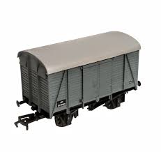 Box Van BR 753850