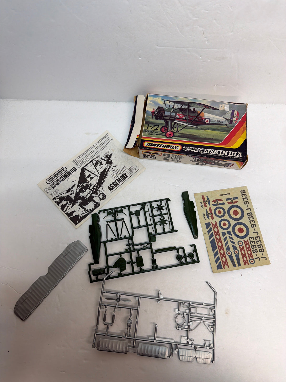 Matchbox PK-25 Armstrong Whitworth Siskin IIIA British Fighter — 1/72 Scale Plastic model kit