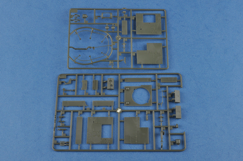 HobbyBoss 1/35 Soviet T-26 Light Infantry Tank Mod.1936/1937 Kit 83810