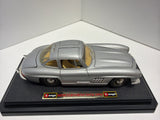 Bburago 1/24 Mercedes-Benz 300 SL (1954) second hand