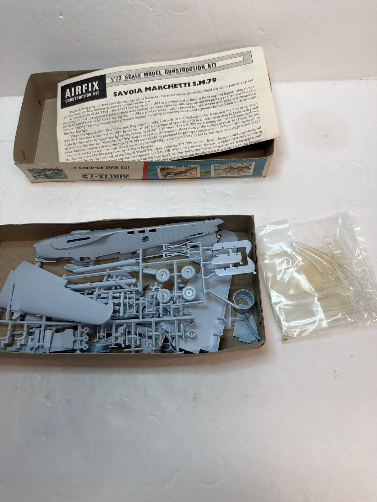 Airfix Savoia-Marchetti SM.79 Sparviero 1/72 487 / 04007-3 Plastic Model Kit Vintage
