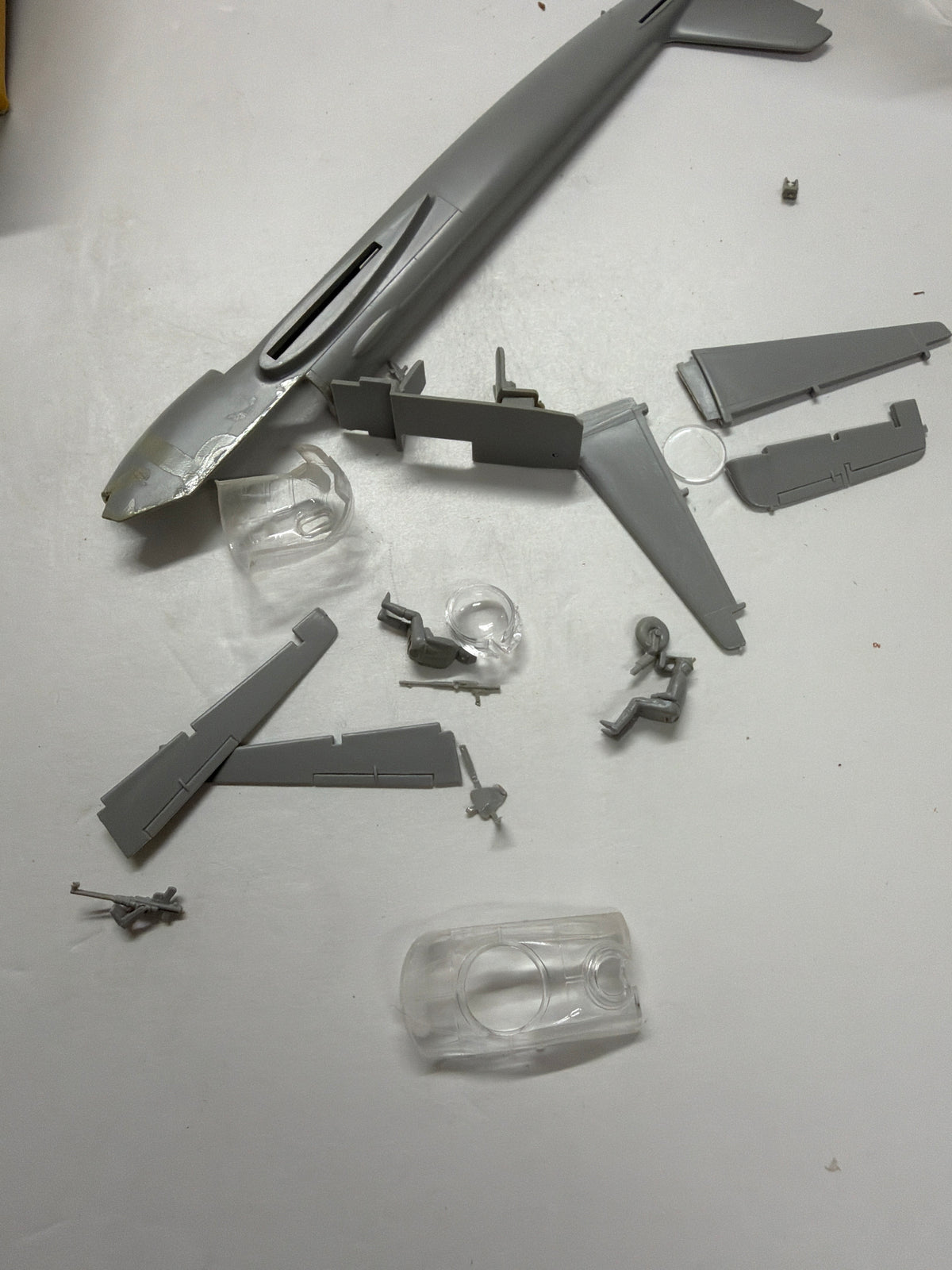 Italeri Junkers JU-118 A1-E1 1/72 Plastic Model Kit model started glue on clear parts