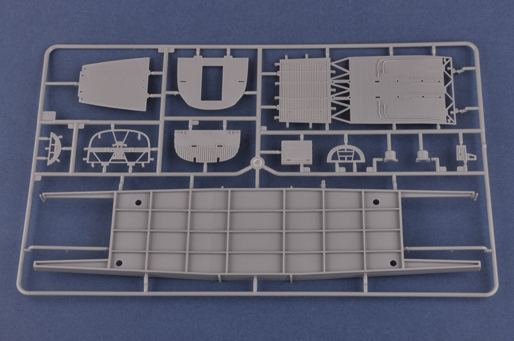 Hobby Boss 1/32 Hobby Boss 1/32 B24J Liberator kit 83211