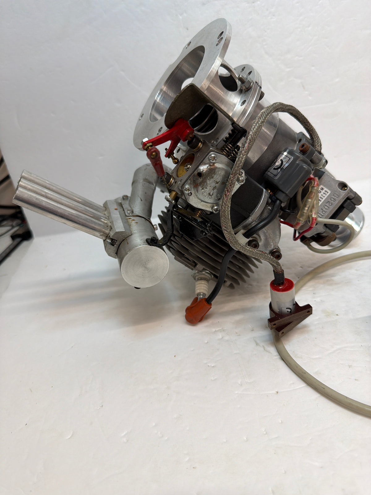 Zenoha G620PU 2-Stroke Petrol Engine R/C Aircraft Engine – Second hand