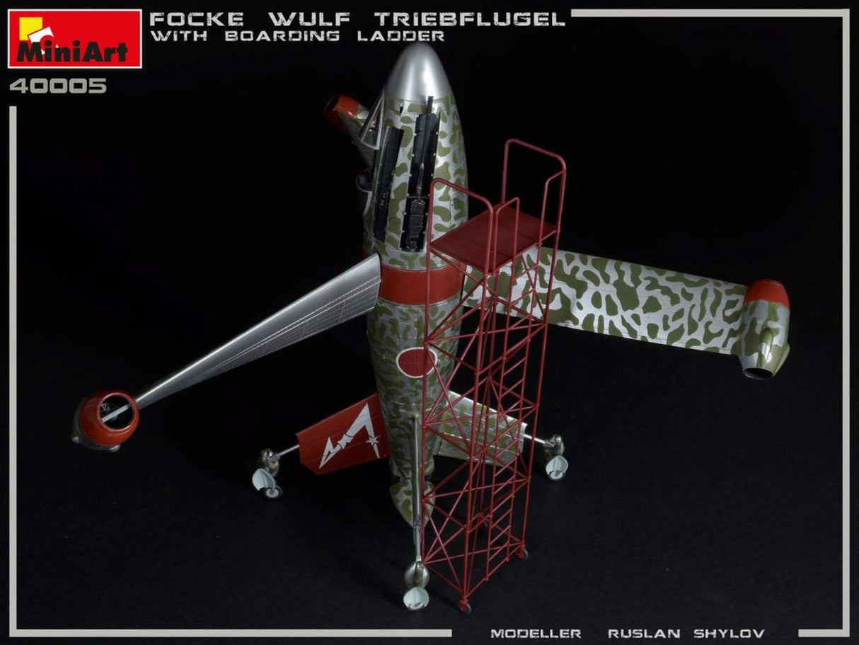 MiniArt 1/35 Focke Wulf Triebflugel with Boarding Ladder kit MIN40005