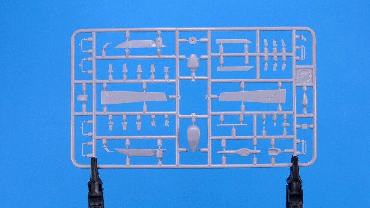 Amodel 1:72 EMB-145MP/ASW (P-99) Kit SVM72054