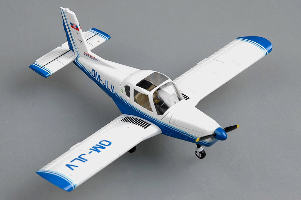 HobbyBoss 1/72 Zlin Z-42M Kit 80231