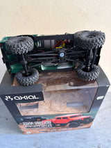 AXIALEx-Display 1/24 SCX24 Dodge Power Wagon 4WD Rock Crawler RTR - Green