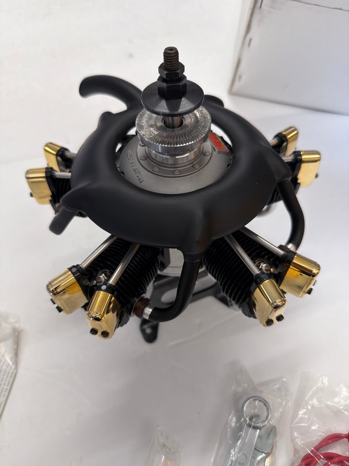 Saito FA-325 R5 five-cylinder radial and Ring Exhaust Model engine AS New not run