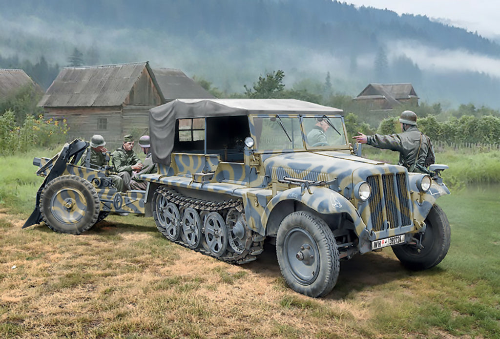 SD KFZ 10 Demag with LE IG18 & Crew