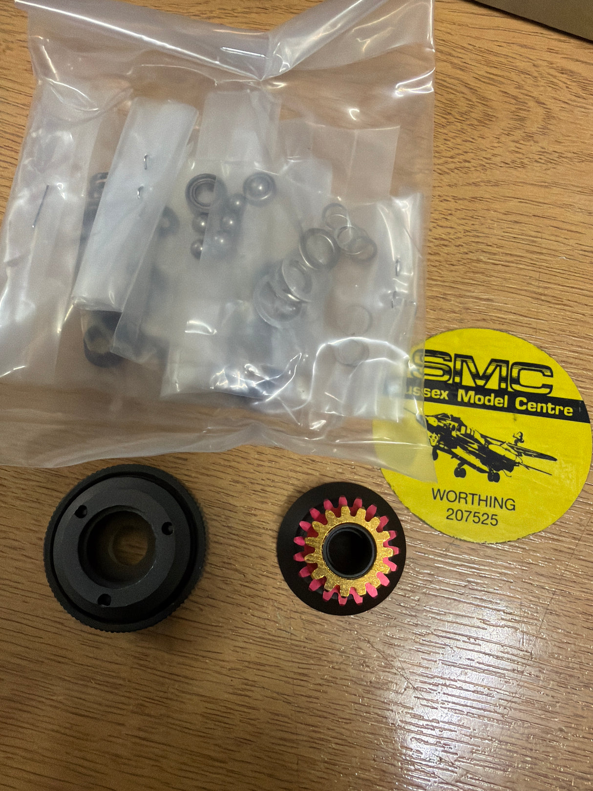 CEN 2 Speed Transmission Centriforce Clutch Bell 15 tooth and 19 Tooth (Box 85)