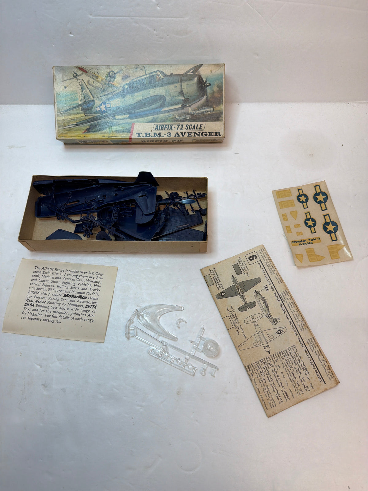 Airfix Grumman TBM-3 Avenger 1/72 297 / 02017-4 / 03033-9 Plastic Model Kit Vintage