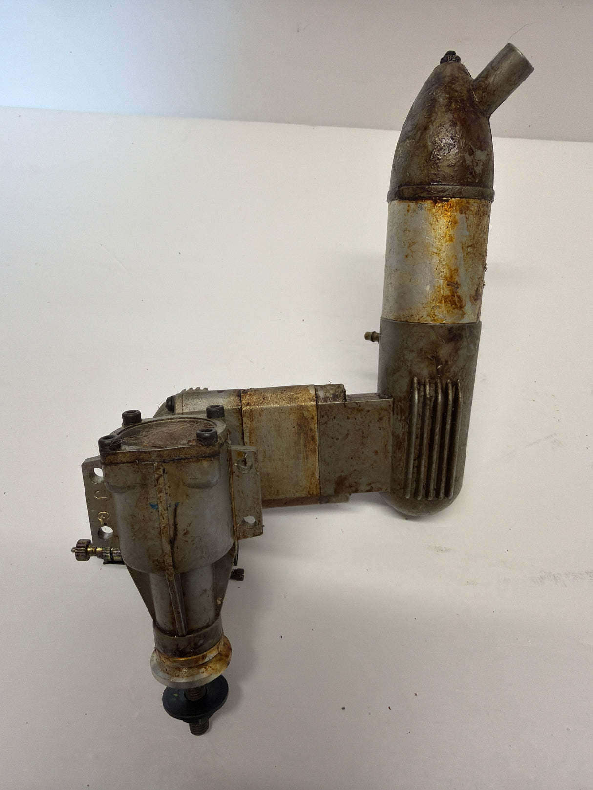 Second Hand Aircraft Engine 2-stroke Magnum 40 GP with silencer (Box 62)