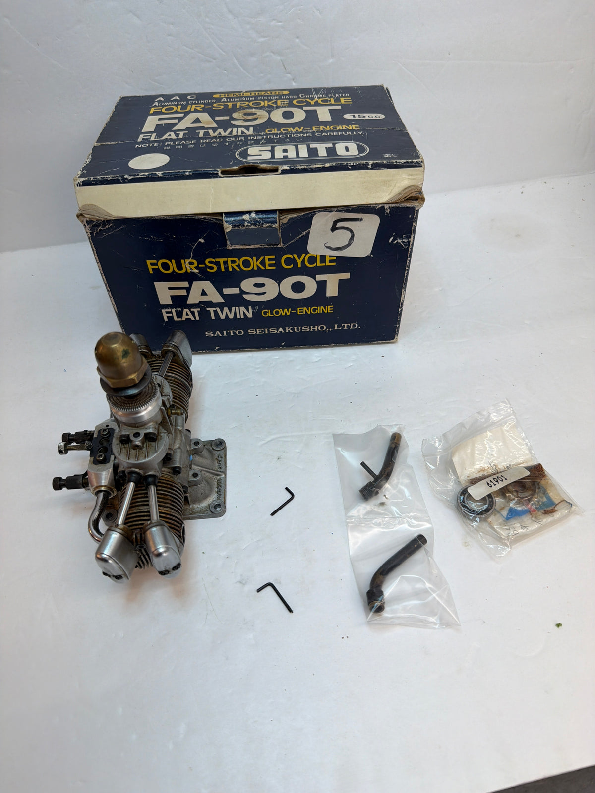 Saito Four Stroke twin FA-90T Second Hand 15cc