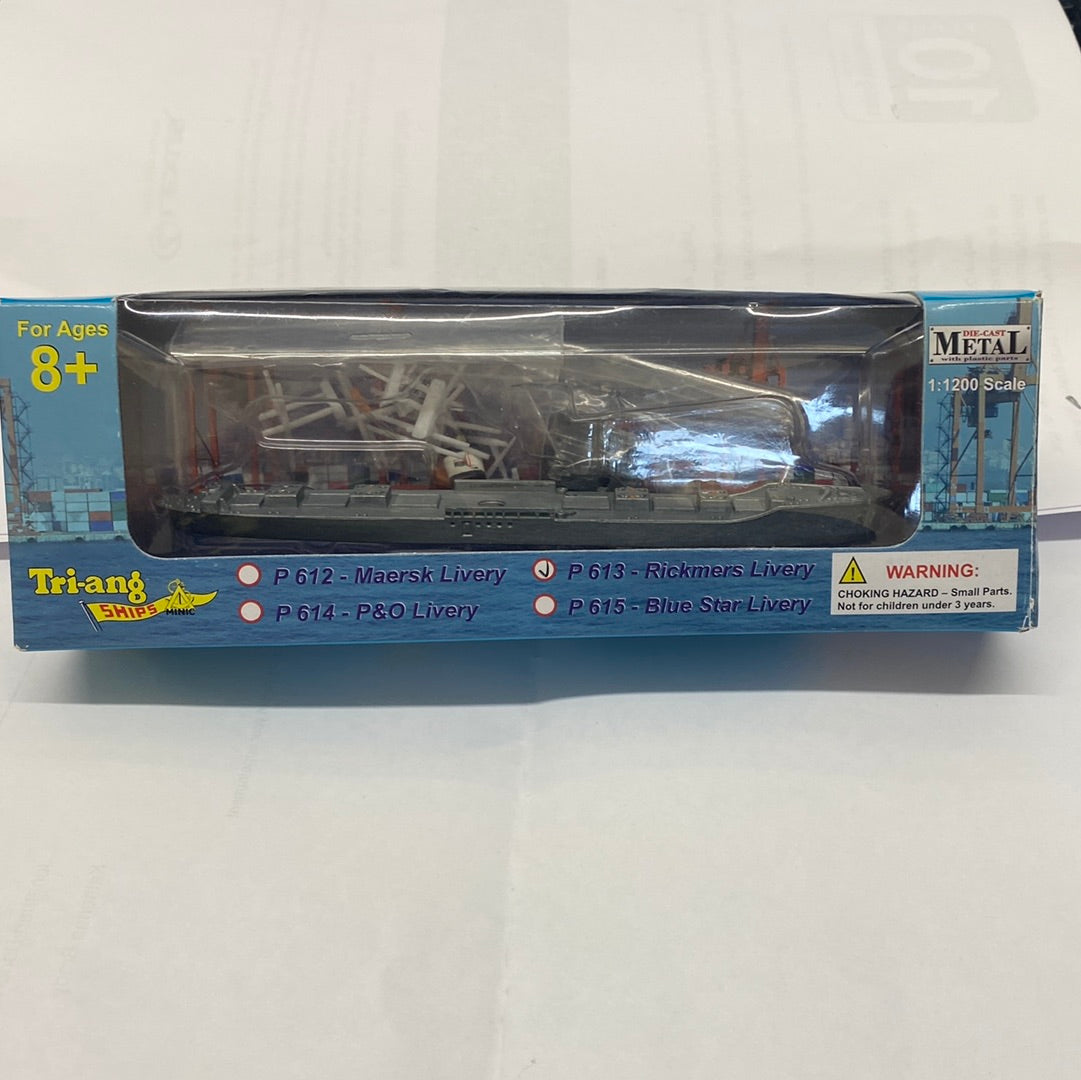Tri-ang 1:1200 P613 Cargo Ship Cast Metal Waterline model - Rickmers Livery (unpainted version)