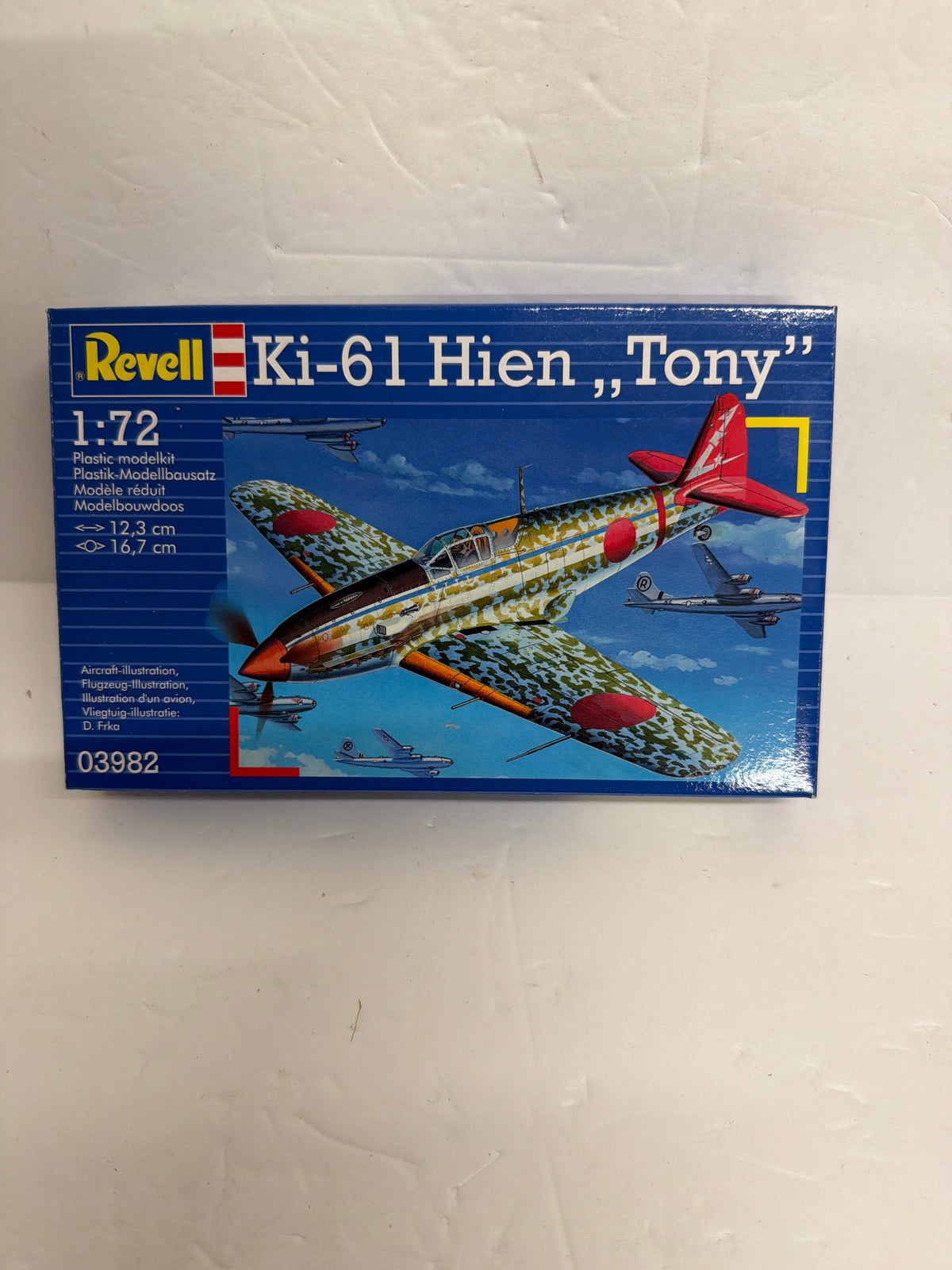 Revell Plastic Model Kit Kawasaki Ki-61 Hien Tony 1:72