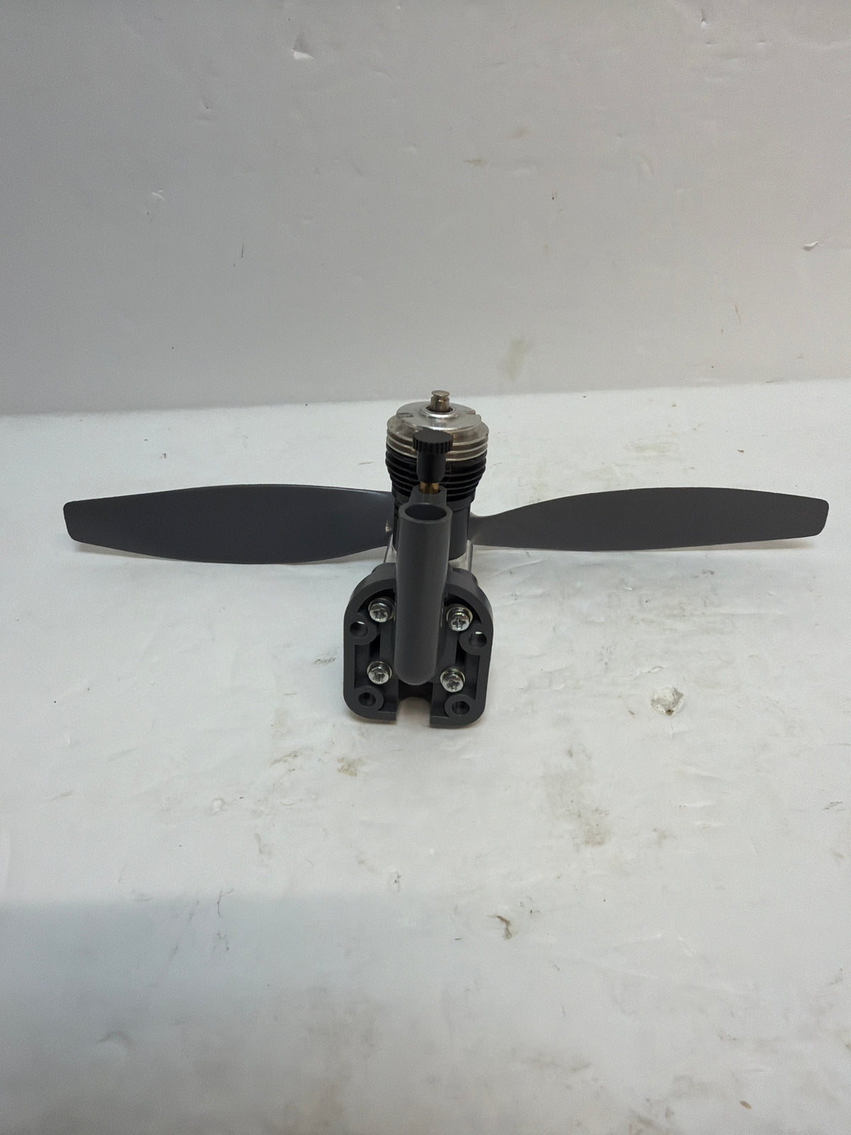 Cox Sure Start .049 (6) 2 -Stroke Glow Engine R/C Aircraft Engine – Second hand (Box 163)