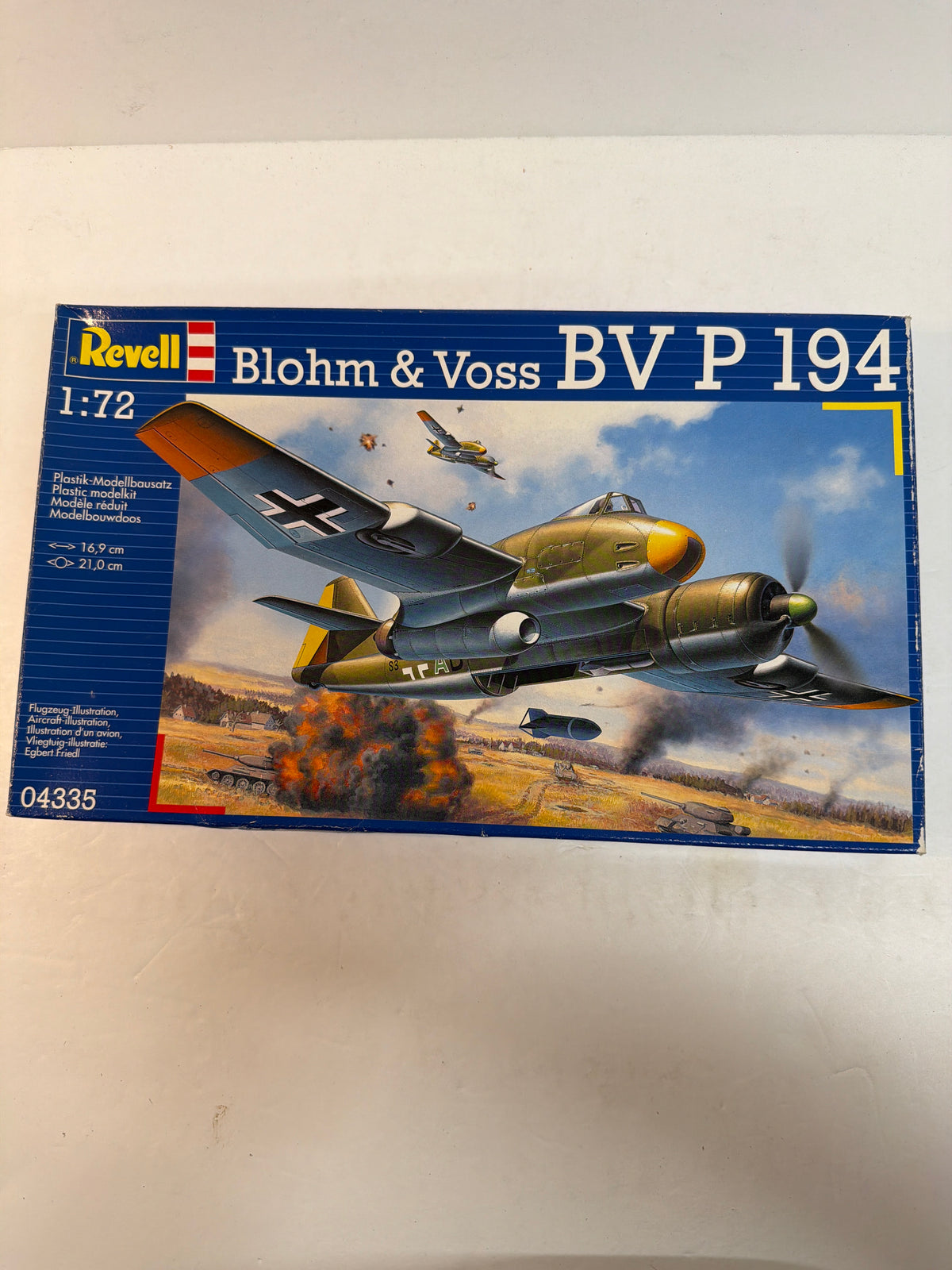 Revell Plastic aircraft kit Blohm & Voss B V P 194 1:72 04335 Opened but complete