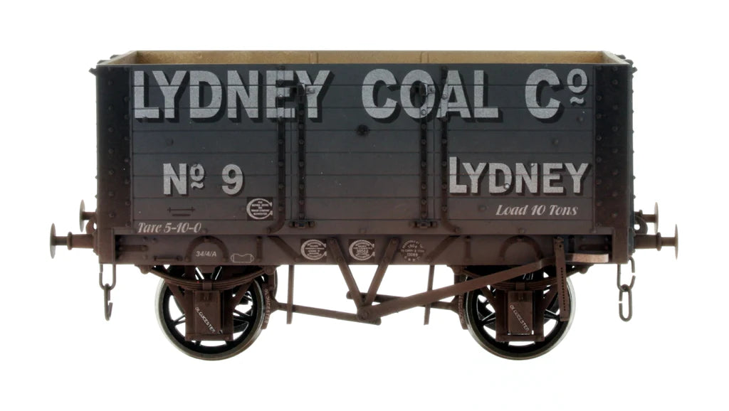 7 Plank 9 W/B Two Door Lidney Coal Co 9 Weathered