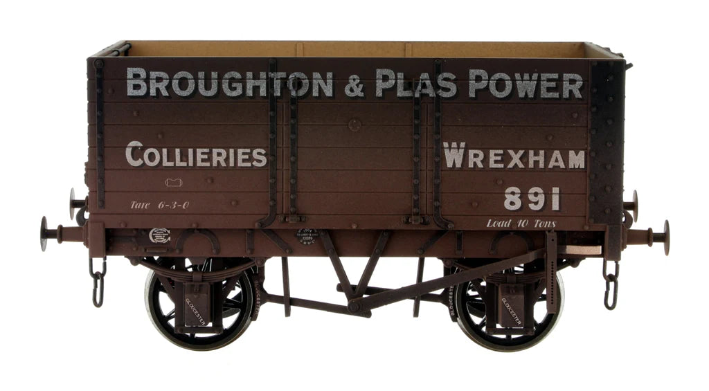 7 Plank 9 W/B Three Door Broughton & Plas Power 891 Wthd